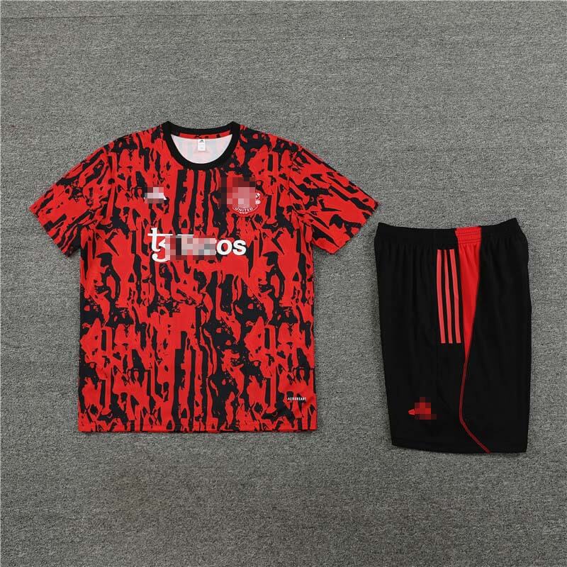 Camiseta de Entrenamiento de Manchester United 2023/2024 Rojo/Negro